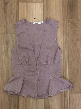 Glassons Peplum Top in Burgundy Gingham Size 8